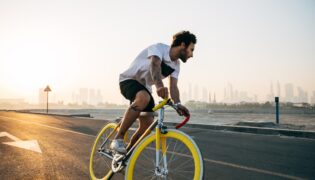 Andar de bicicleta: uma delícia esportiva ao ar livre que beneficia a saúde