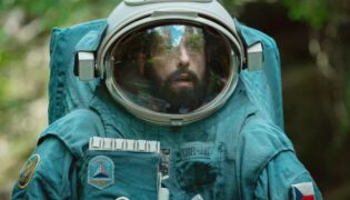 Adam Sandler conquista o topo na Netflix com drama espacial