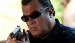 A Verdade Por Trás da Ausência de Steven Seagal em “Os Mercenários”