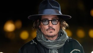 Disney estaria oferecendo fortuna para retorno de Johnny Depp em Piratas do Caribe?