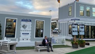 Inovação Habitacional: A Revolução da Tesla no Brasil