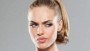 O Dilema dos Elogios: Entre o Carinho e a Manipulação