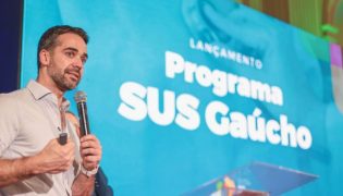 Governador Eduardo Leite apresenta SUS Gaúcho e anuncia investimento extra de R$1 bilhão até 2026