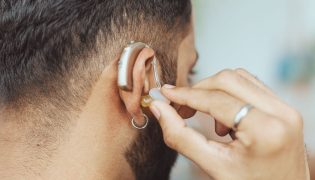 Entenda Seus Direitos: A Voz dos Surdos que Ouvem