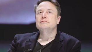Elon Musk resolve disputa judicial com ex-líderes do Twitter após demissões controversas